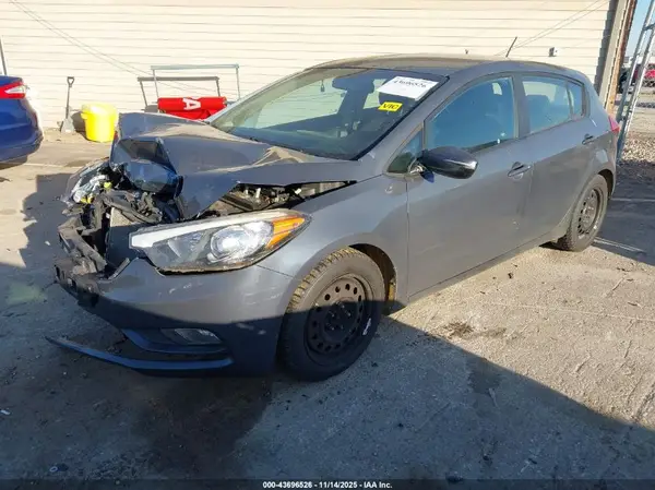 KNAFK5A82G5622311 2016 KIA FORTE - Image 2