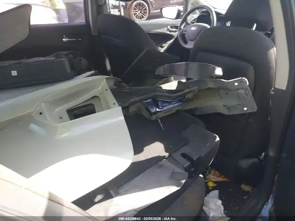 KNAFK5A82G5653266 2016 KIA FORTE - Image 8