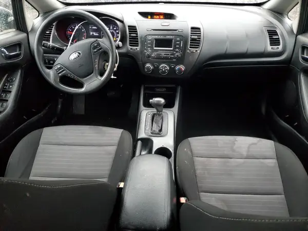 KNAFK5A82G5653686 2016 KIA FORTE - Image 8