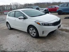 KNAFK5A82H5683725 2017 KIA FORTE