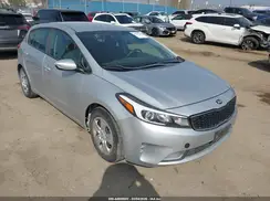 KNAFK5A82H5697334 2017 KIA FORTE