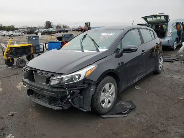 KNAFK5A82H5711555 2017 KIA FORTE - Image 1
