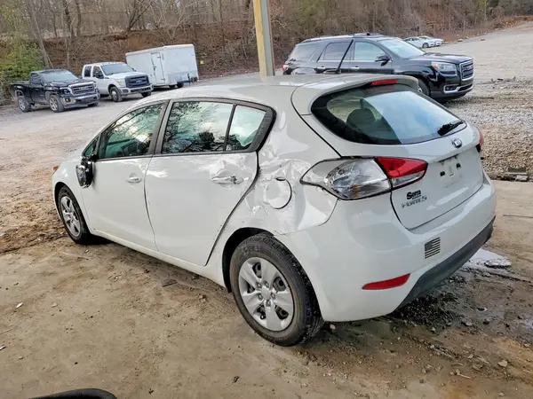 KNAFK5A82H5725522 2017 KIA FORTE - Image 2