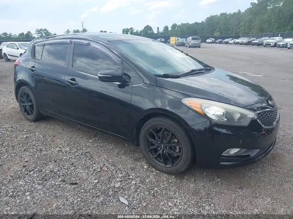 KNAFK5A83G5548560 2016 KIA FORTE - Image 1