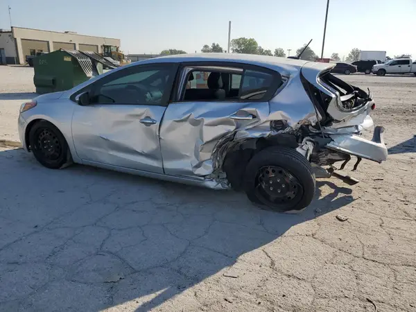 KNAFK5A83G5585172 2016 KIA FORTE - Image 2