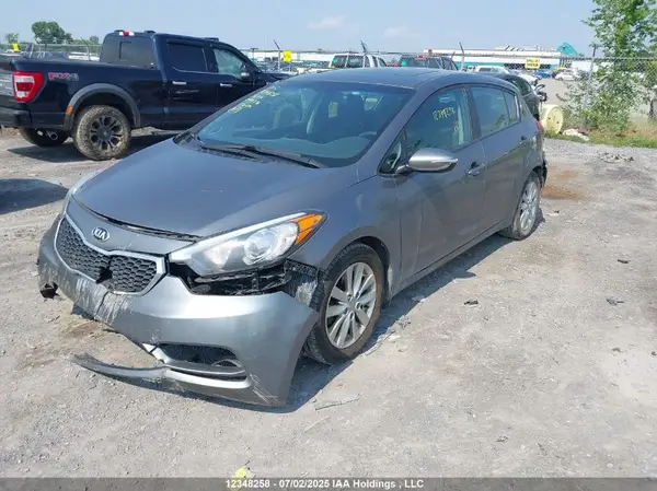 KNAFK5A83G5594776 2016 KIA FORTE - Image 2