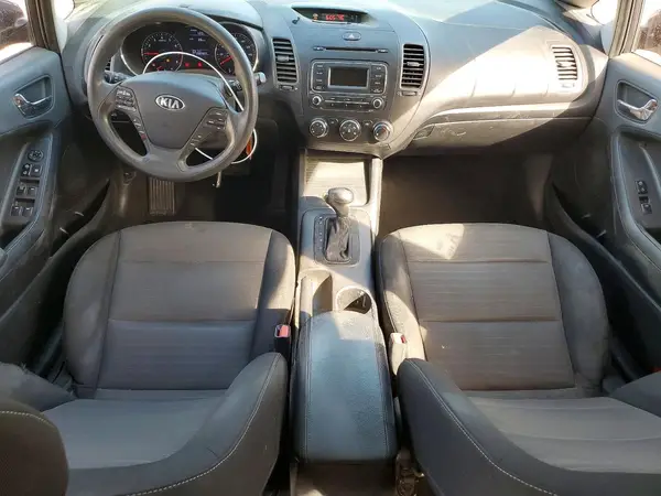 KNAFK5A83G5603136 2016 KIA FORTE - Image 8