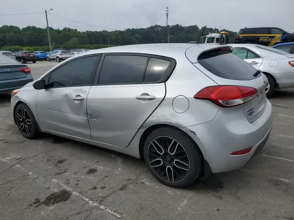 KNAFK5A83G5621121 2016 KIA FORTE - Image 2