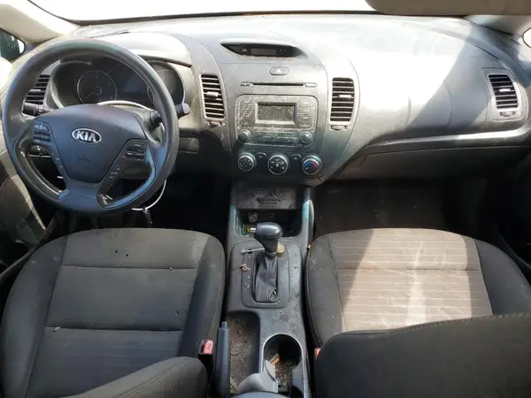KNAFK5A83G5630076 2016 KIA FORTE - Image 8