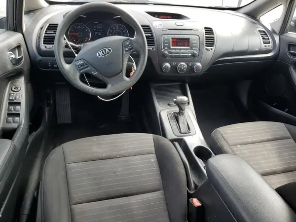 KNAFK5A83G5630692 2016 KIA FORTE - Image 8