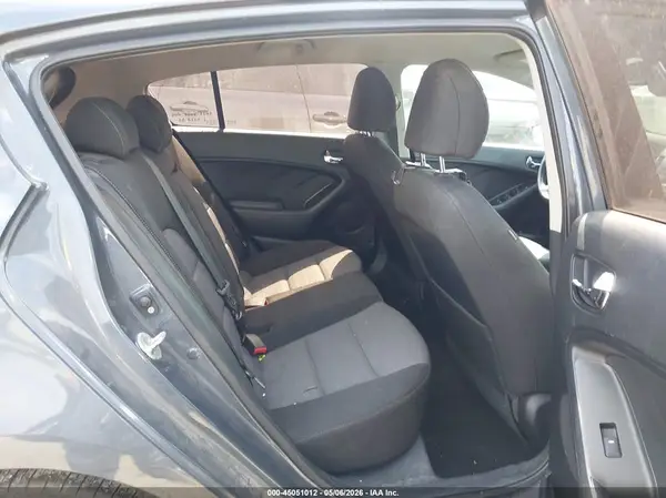 KNAFK5A83G5631924 2016 KIA FORTE - Image 8