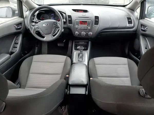 KNAFK5A83G5638971 2016 KIA FORTE - Image 8