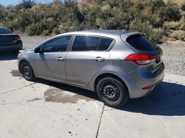 KNAFK5A83G5639005 2016 KIA FORTE - Image 2