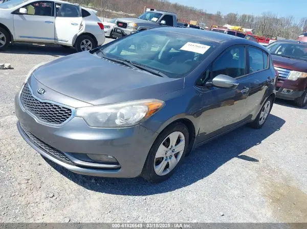KNAFK5A83G5654622 2016 KIA FORTE - Image 2