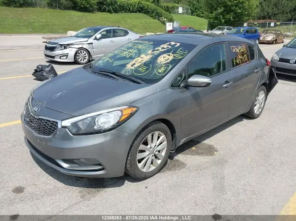 KNAFK5A83G5657858 2016 KIA FORTE - Image 2