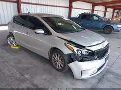 KNAFK5A83H5670787 2017 KIA FORTE