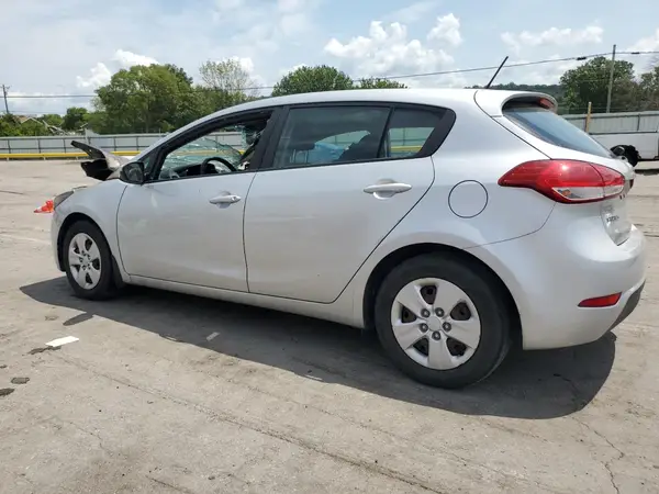 KNAFK5A83H5677738 2017 KIA FORTE - Image 2