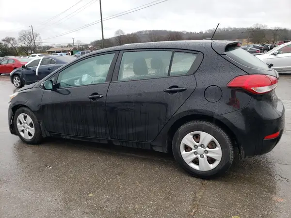 KNAFK5A83H5678503 2017 KIA FORTE - Image 2