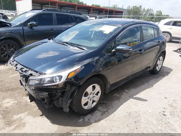 KNAFK5A83H5684429 2017 KIA FORTE - Image 2