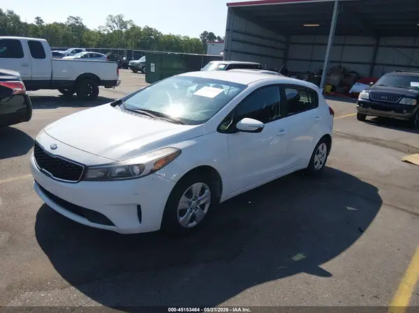 KNAFK5A83H5688481 2017 KIA FORTE - Image 2