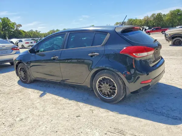 KNAFK5A83H5691817 2017 KIA FORTE - Image 2
