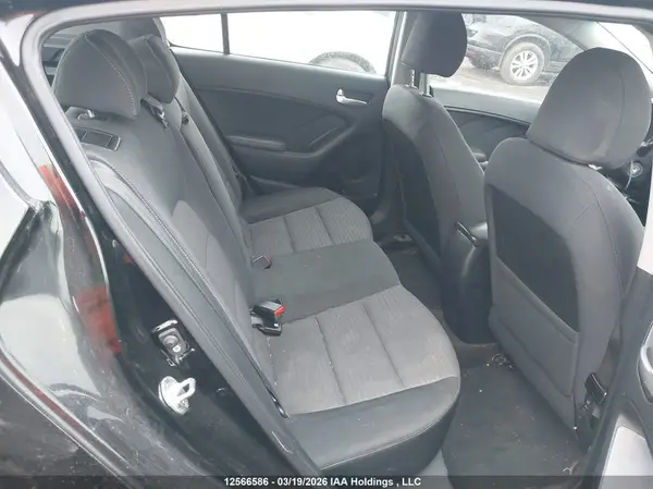 KNAFK5A83J5754923 2018 KIA FORTE - Image 8
