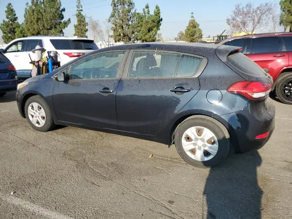 KNAFK5A83J5773939 2018 KIA FORTE - Image 2