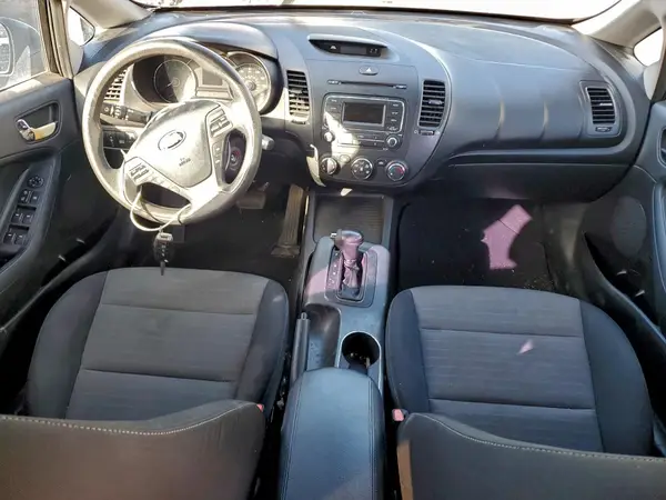 KNAFK5A84G5524512 2016 KIA FORTE - Image 8