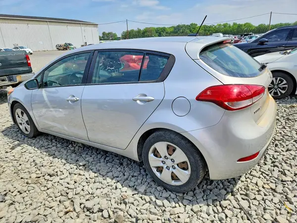 KNAFK5A84G5525093 2016 KIA FORTE - Image 2