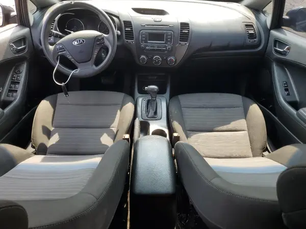 KNAFK5A84G5576576 2016 KIA FORTE - Image 8