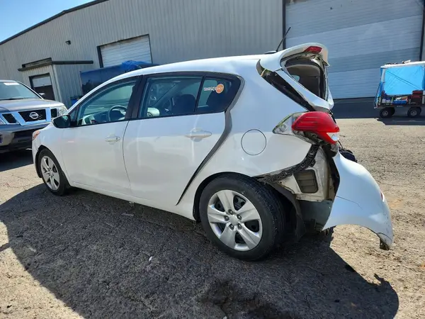 KNAFK5A84G5589540 2016 KIA FORTE - Image 2