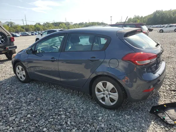 KNAFK5A84G5590297 2016 KIA FORTE - Image 2