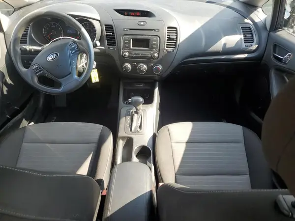 KNAFK5A84G5590297 2016 KIA FORTE - Image 8