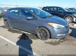 KNAFK5A84G5607082 2016 KIA FORTE