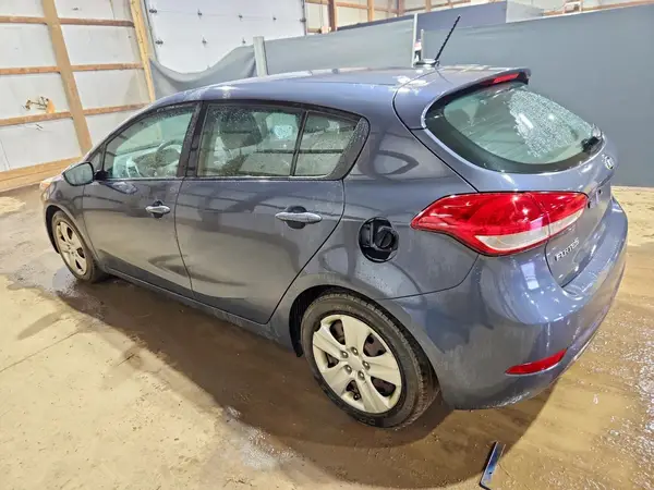 KNAFK5A84G5622357 2016 KIA FORTE - Image 2