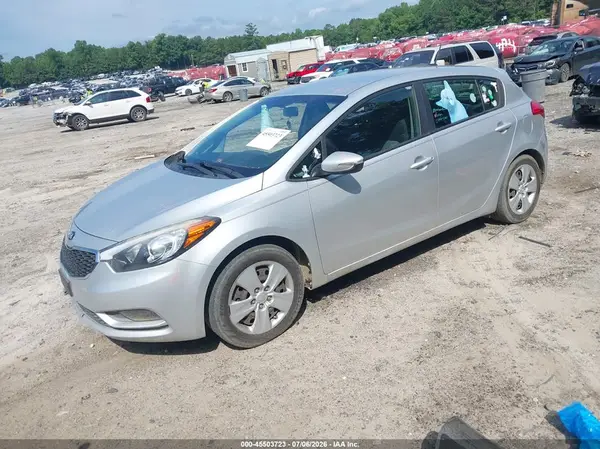 KNAFK5A84G5629504 2016 KIA FORTE - Image 2