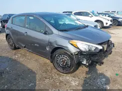 KNAFK5A84G5637473 2016 KIA FORTE
