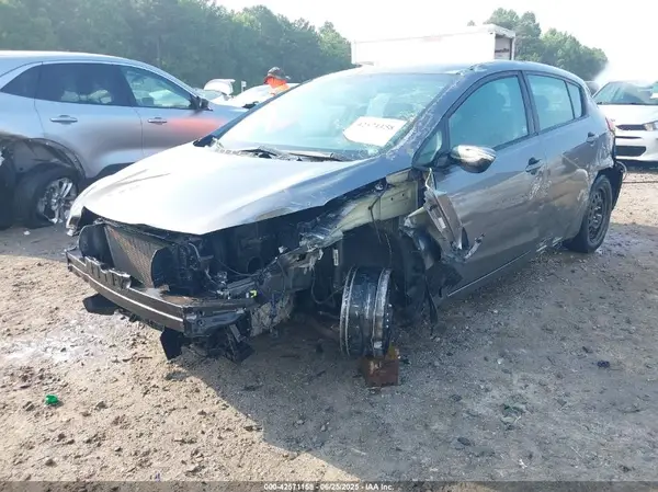 KNAFK5A84G5637473 2016 KIA FORTE - Image 2