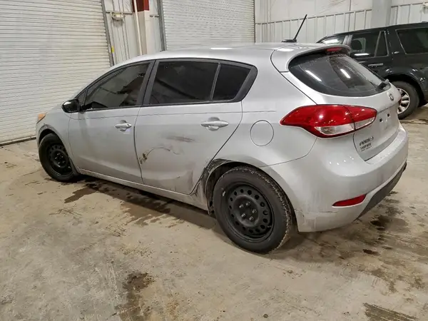 KNAFK5A84G5639367 2016 KIA FORTE - Image 2