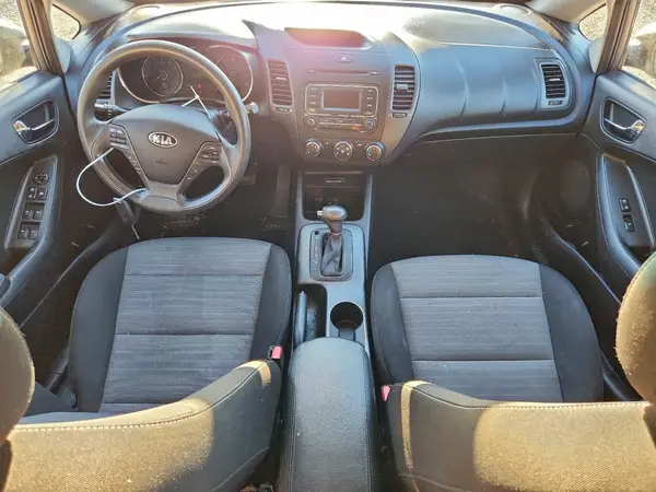 KNAFK5A84G5650644 2016 KIA FORTE - Image 8