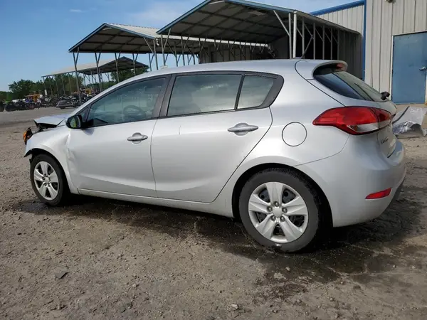 KNAFK5A84G5652796 2016 KIA FORTE - Image 2
