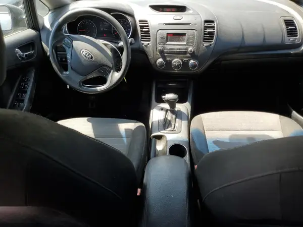 KNAFK5A84G5654581 2016 KIA FORTE - Image 8