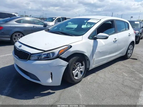 KNAFK5A84H5668899 2017 KIA FORTE - Image 2