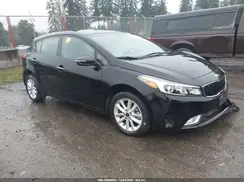KNAFK5A84H5671561 2017 KIA FORTE