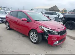 KNAFK5A84H5687856 2017 KIA FORTE