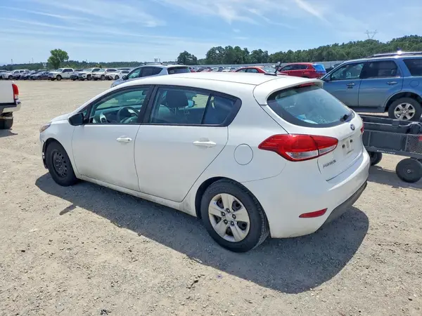 KNAFK5A84H5693947 2017 KIA FORTE - Image 2