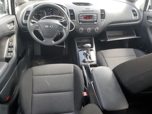 KNAFK5A84J5772959 2018 KIA FORTE - Image 8