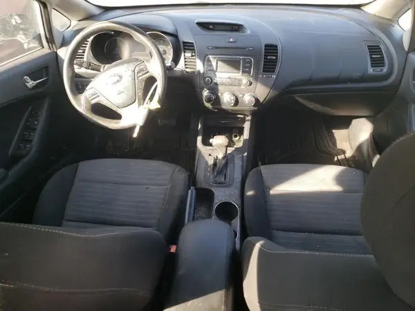 KNAFK5A85G5535969 2016 KIA FORTE - Image 8