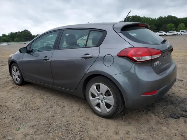 KNAFK5A85G5547250 2016 KIA FORTE - Image 2