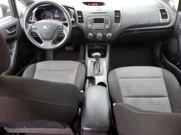 KNAFK5A85G5547250 2016 KIA FORTE - Image 8